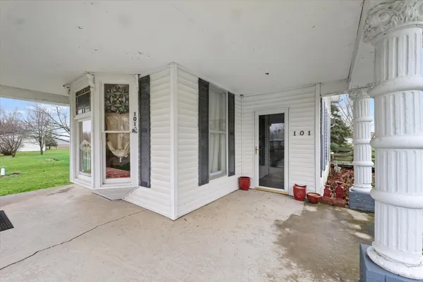 $59,000 | 101 South Vermilion Street, Indianola, IL 61850