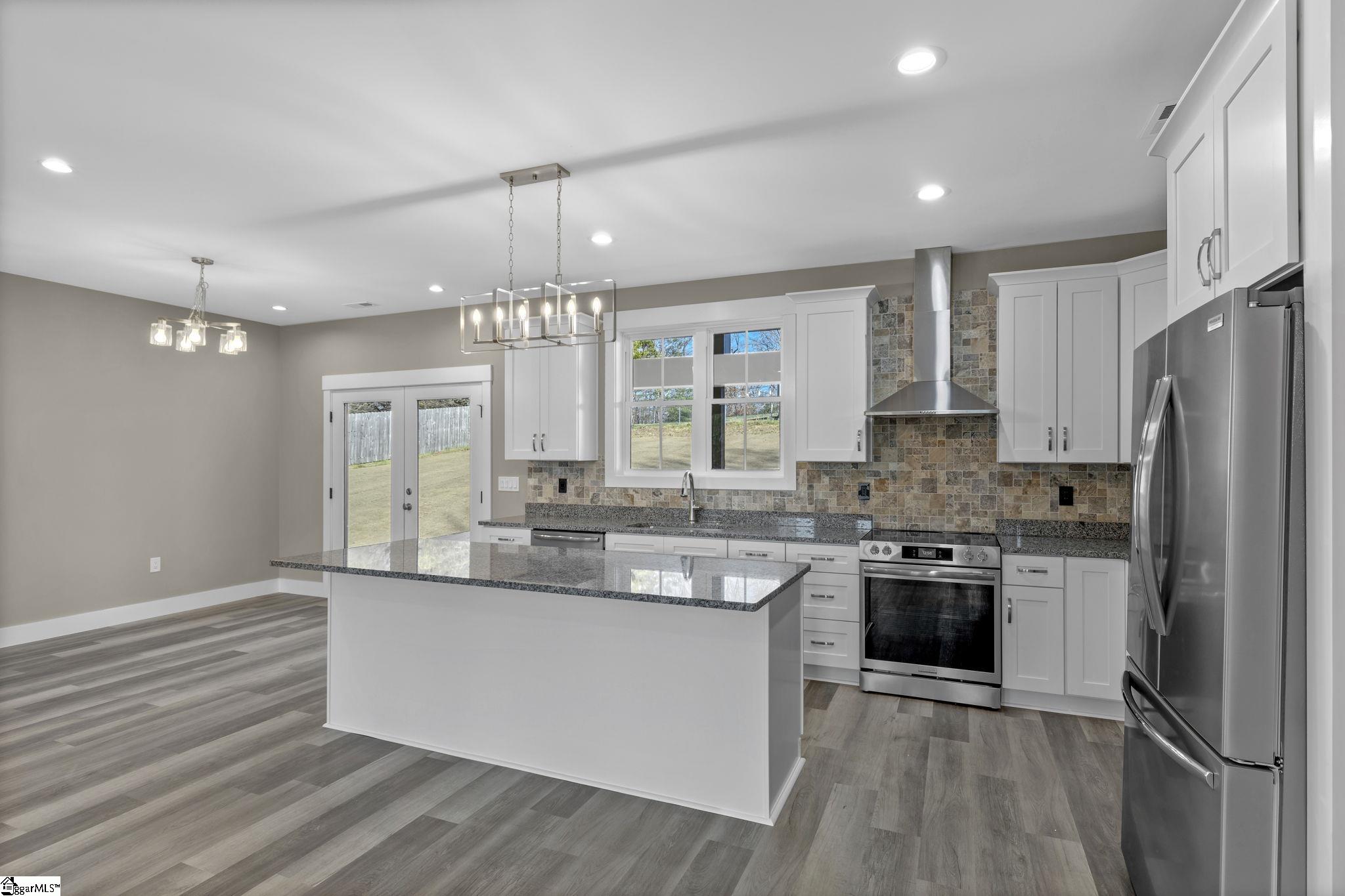 222 Lake Forest Circle Easley, SC 29642 - Photo 2 of 38