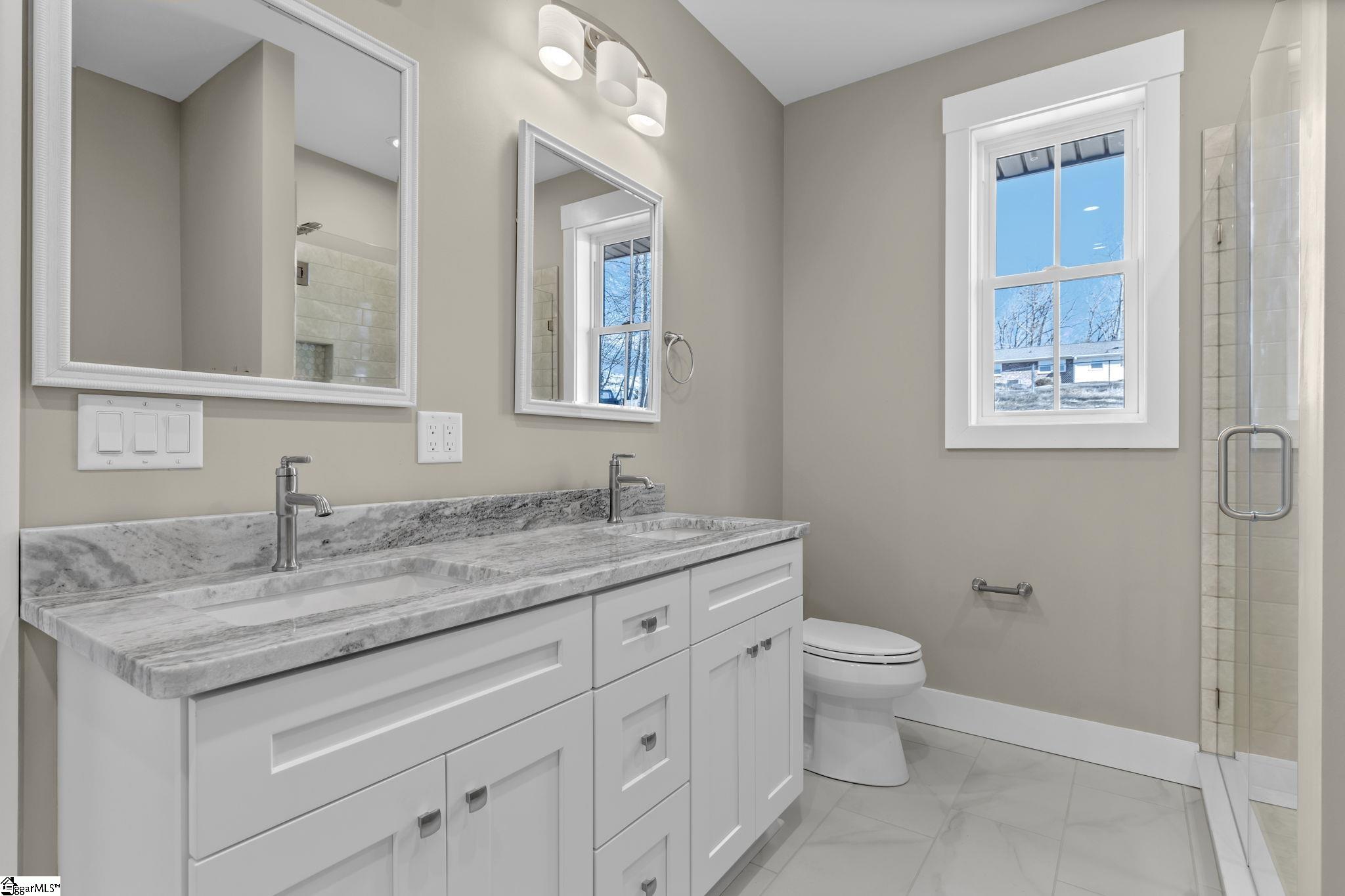 222 Lake Forest Circle Easley, SC 29642 - Photo 23 of 38