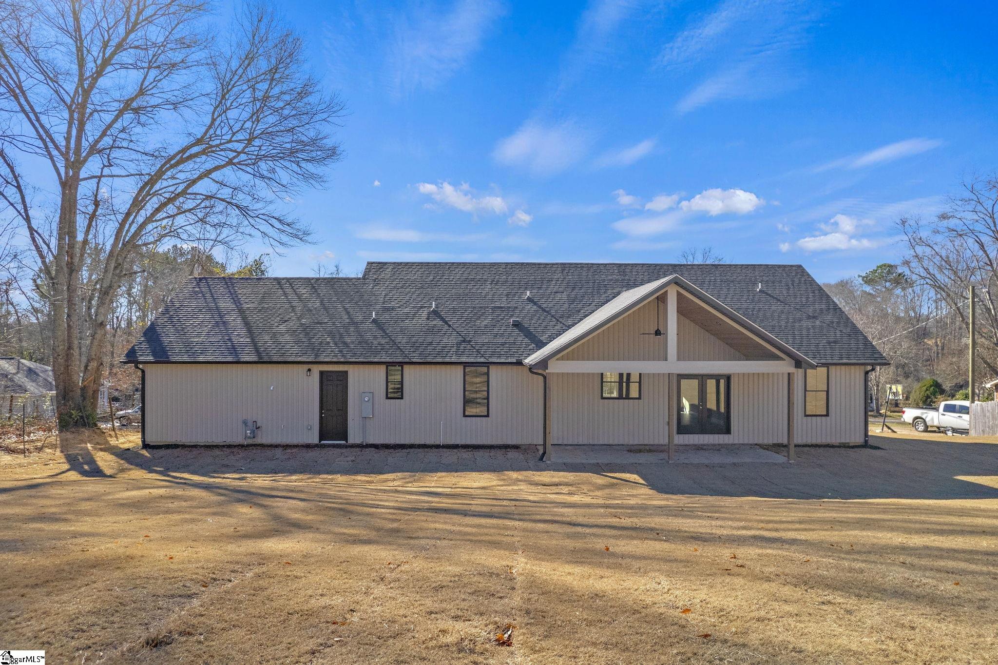 222 Lake Forest Circle Easley, SC 29642 - Photo 31 of 38
