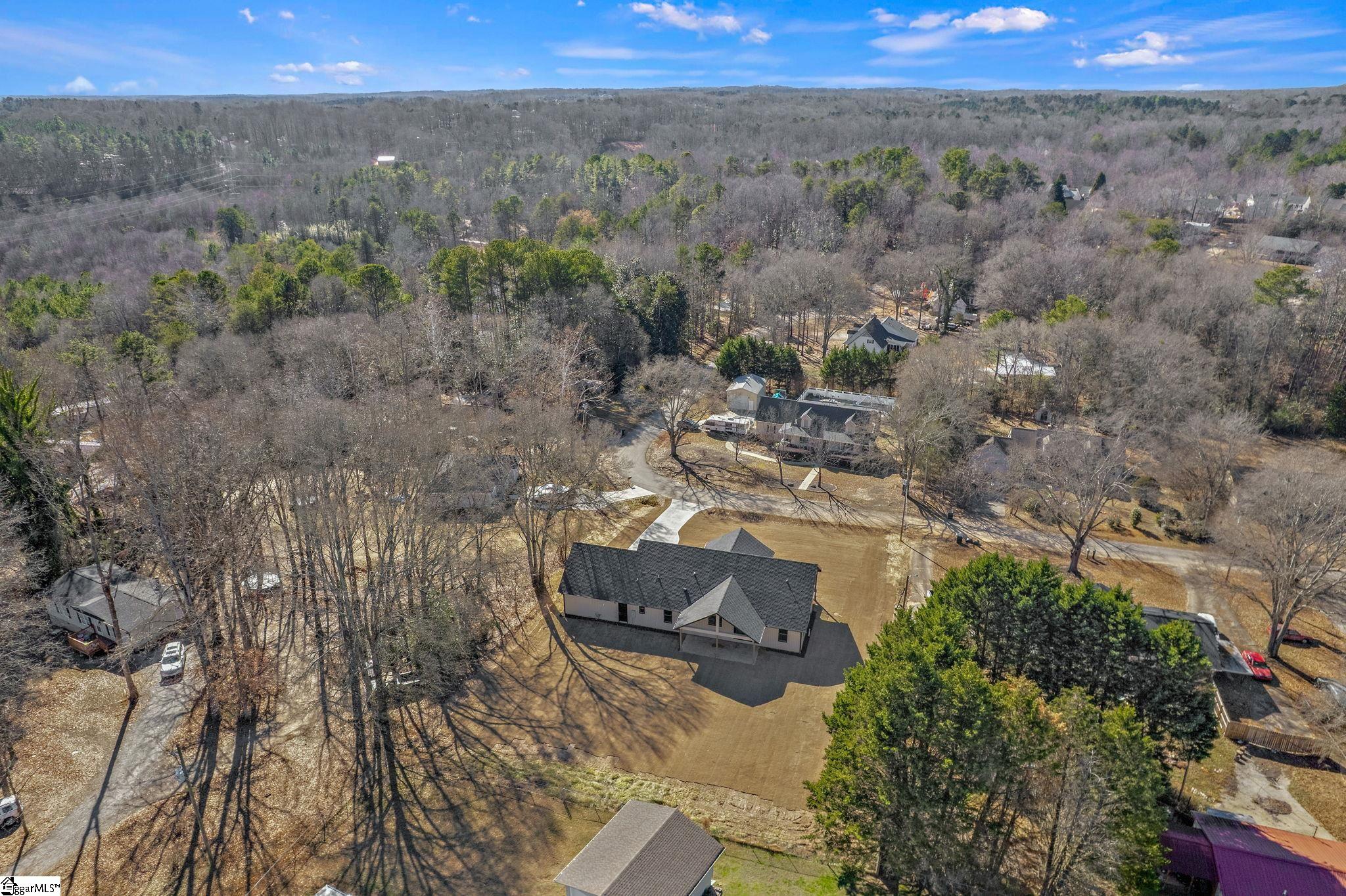 222 Lake Forest Circle Easley, SC 29642 - Photo 35 of 38