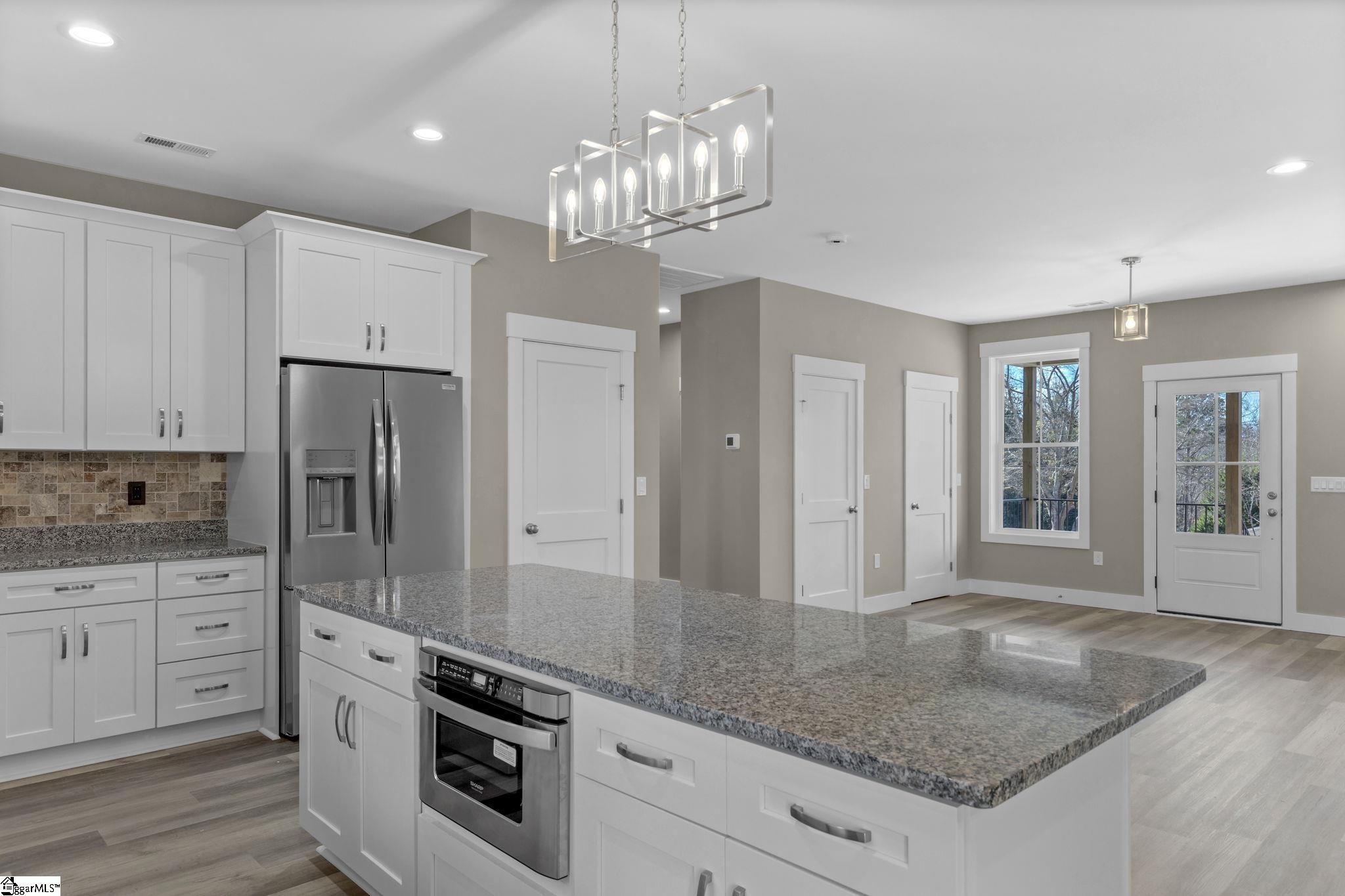 222 Lake Forest Circle Easley, SC 29642 - Photo 4 of 38