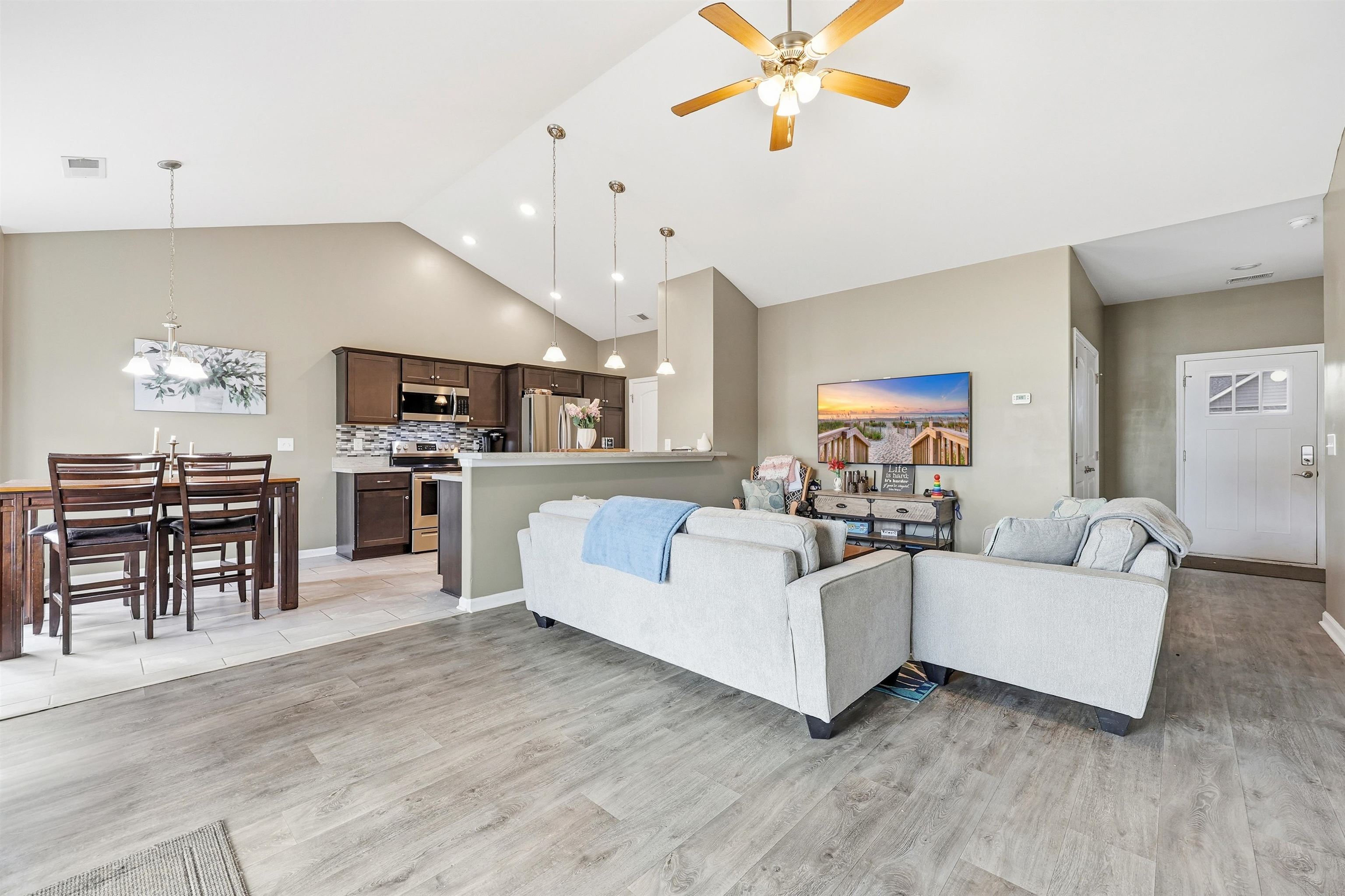 229 Maiden's Choice Drive Conway, SC 29527 - Photo 4 of 23