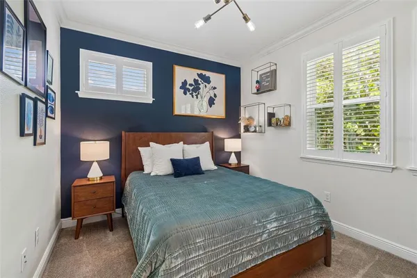 $4,250 | 426 South Lincoln Avenue, Tampa, FL 33609