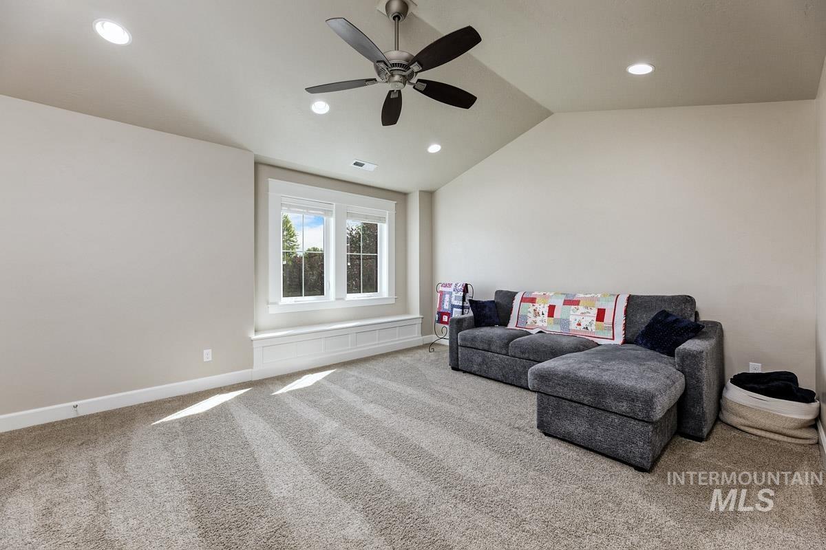 5855 North Channing Way Meridian, ID 83646 - Photo 20 of 37