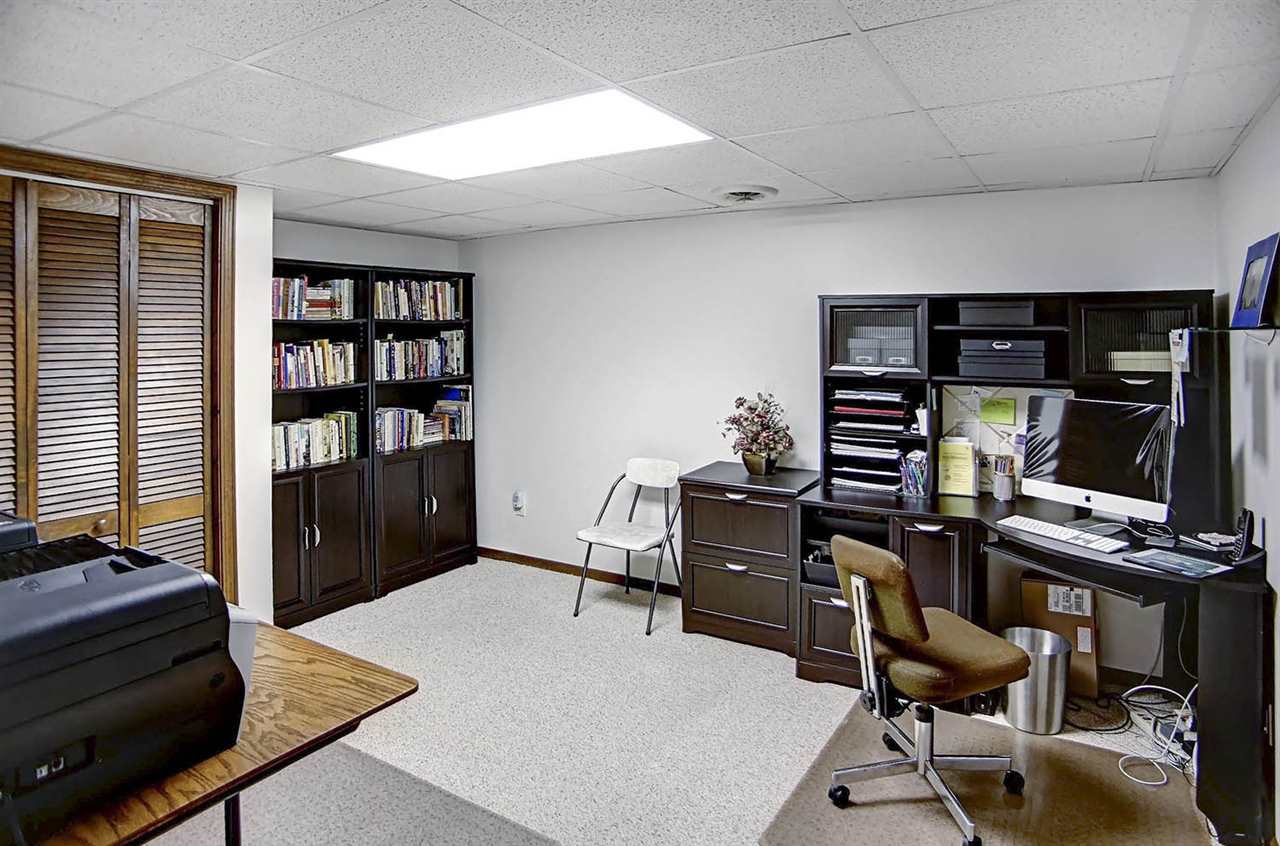 1027 Westerly Road Fort Wayne, IN 46845 - Photo 22 of 28
