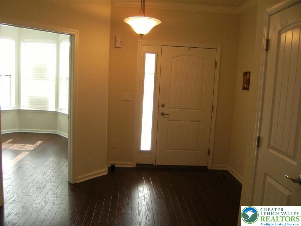 4088 Eveningstar Road Emmaus, PA 18049 - Photo 16 of 78
