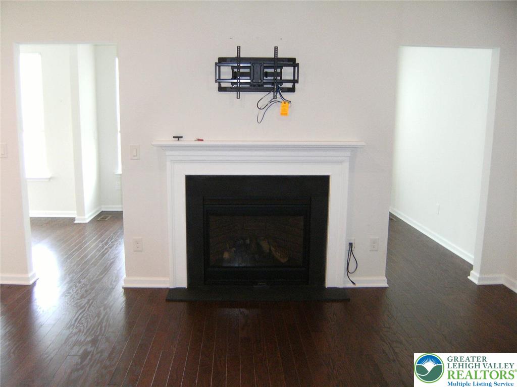 4088 Eveningstar Road Emmaus, PA 18049 - Photo 18 of 78