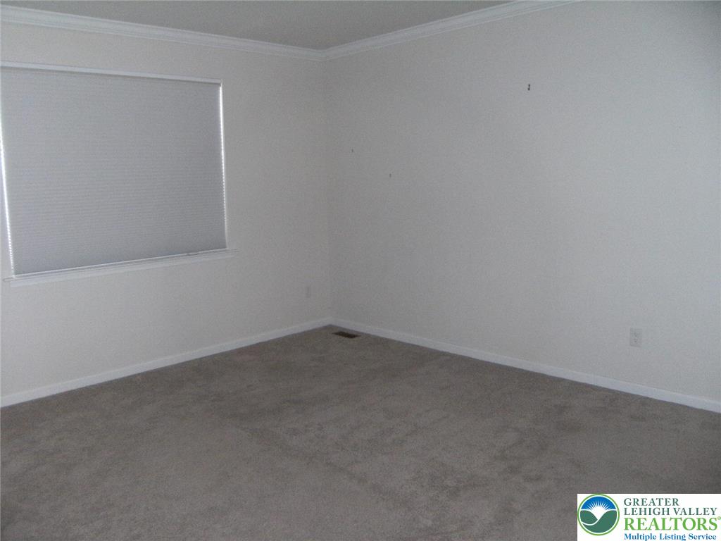 4088 Eveningstar Road Emmaus, PA 18049 - Photo 19 of 78