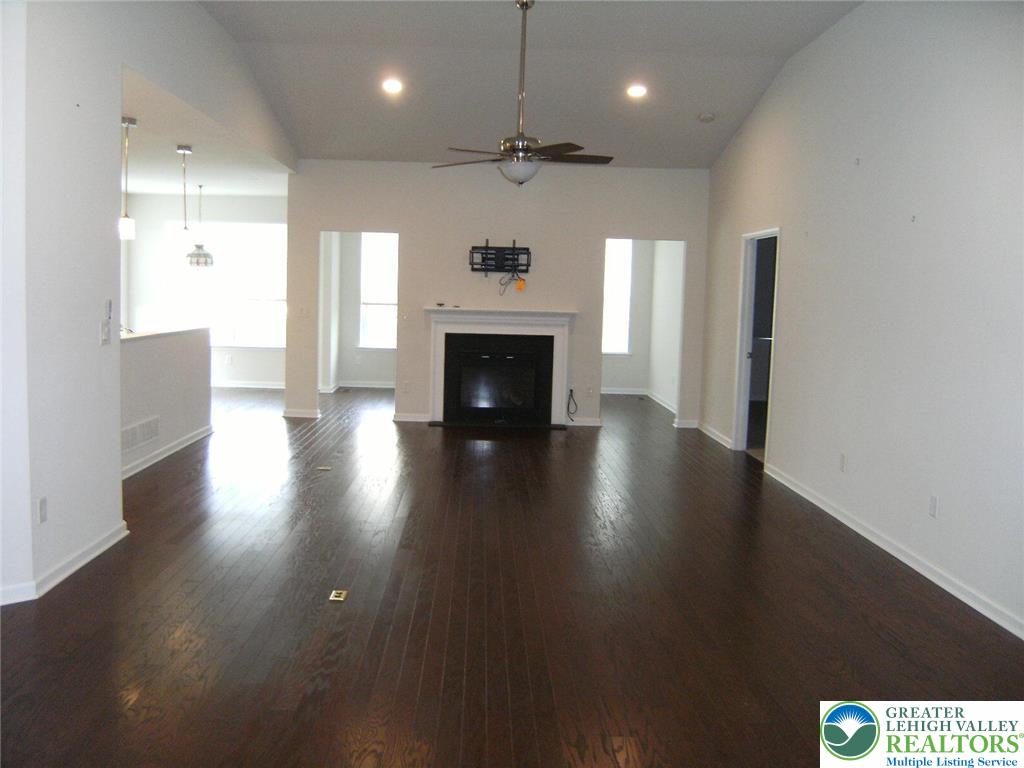 4088 Eveningstar Road Emmaus, PA 18049 - Photo 28 of 78