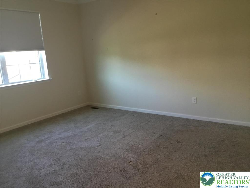 4088 Eveningstar Road Emmaus, PA 18049 - Photo 63 of 78