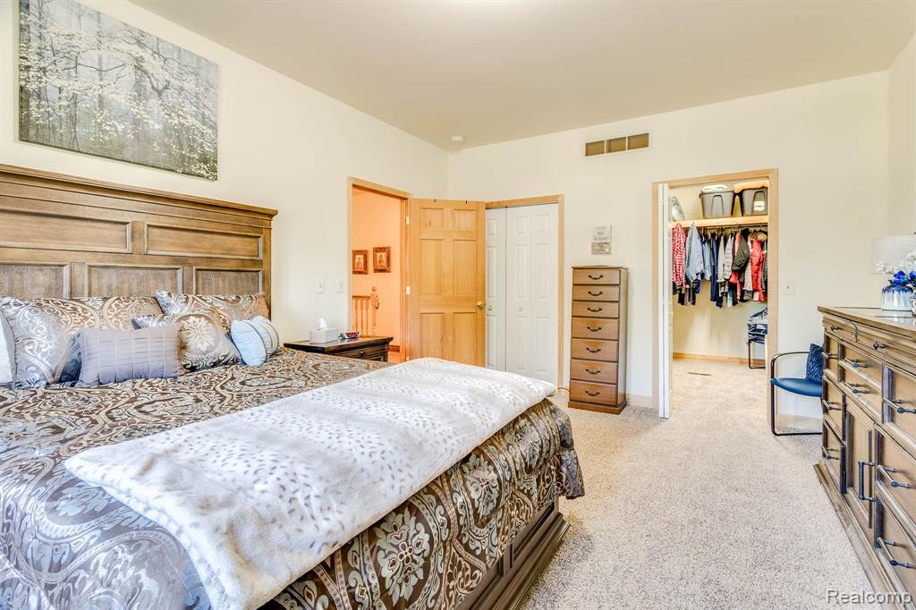 8614 Kilgore Road Avoca, MI 48006 - Photo 12 of 44