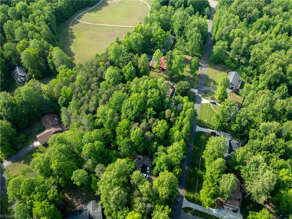281 Lakeview Road Mocksville, NC 27028 - Photo 4 of 32 Gallery Image 4