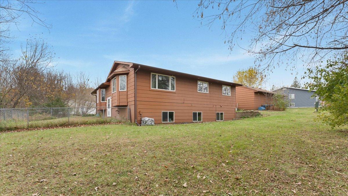 310 5th Street Northeast Milaca, MN 56353 - Photo 11 of 44