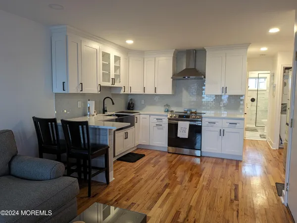 $2,450 | 407 Ocean Avenue, Unit 14A WINTER RENTAL, Belmar, NJ 07719
