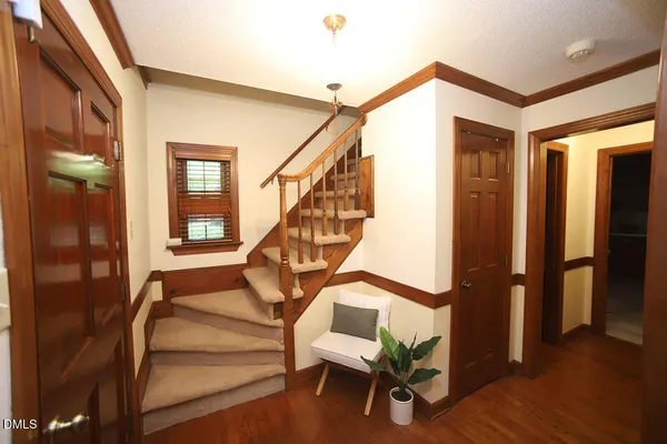 $650,000 | 305 Melanie Lane, Cary, NC 27511