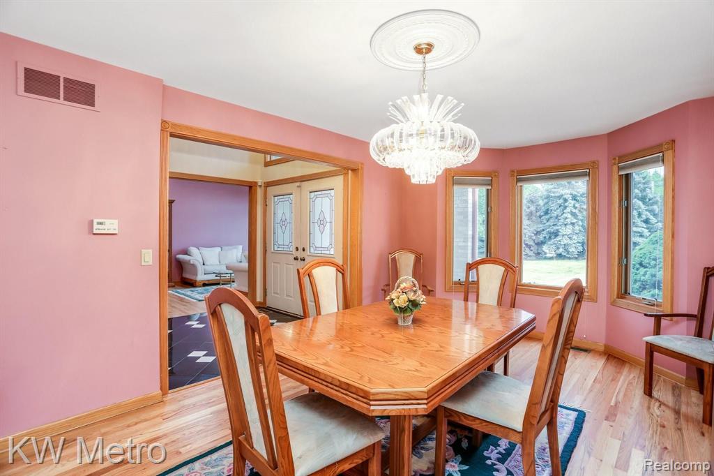 1109 East Wattles Road Troy, MI 48085 - Photo 26 of 48