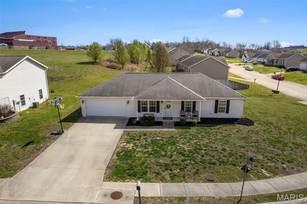 $250,000 | 550 Sara Street, Jackson, MO 63755