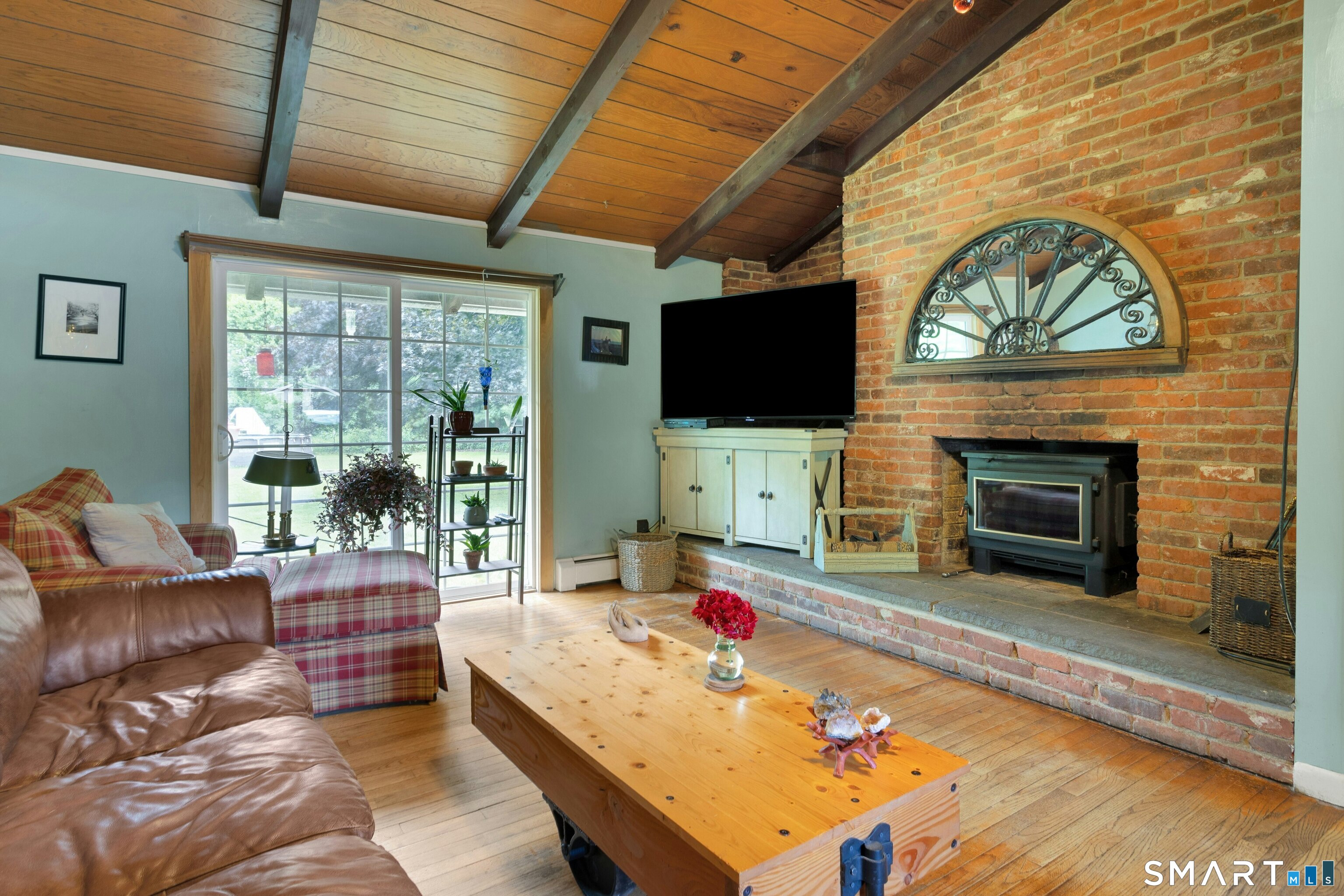 92 Minortown Road Woodbury, CT 06798 - Photo 5 of 33