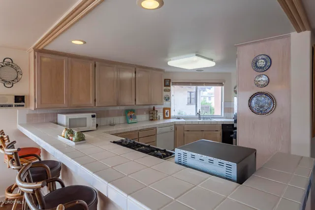 $11,100 | 1201 Cornwall Lane, Ventura, CA 93001