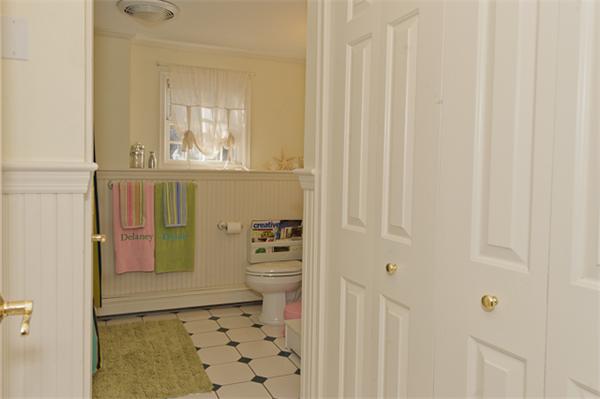 21 Longmeadow Road Hingham, MA 02043 - Photo 17 of 20 Gallery Image 17