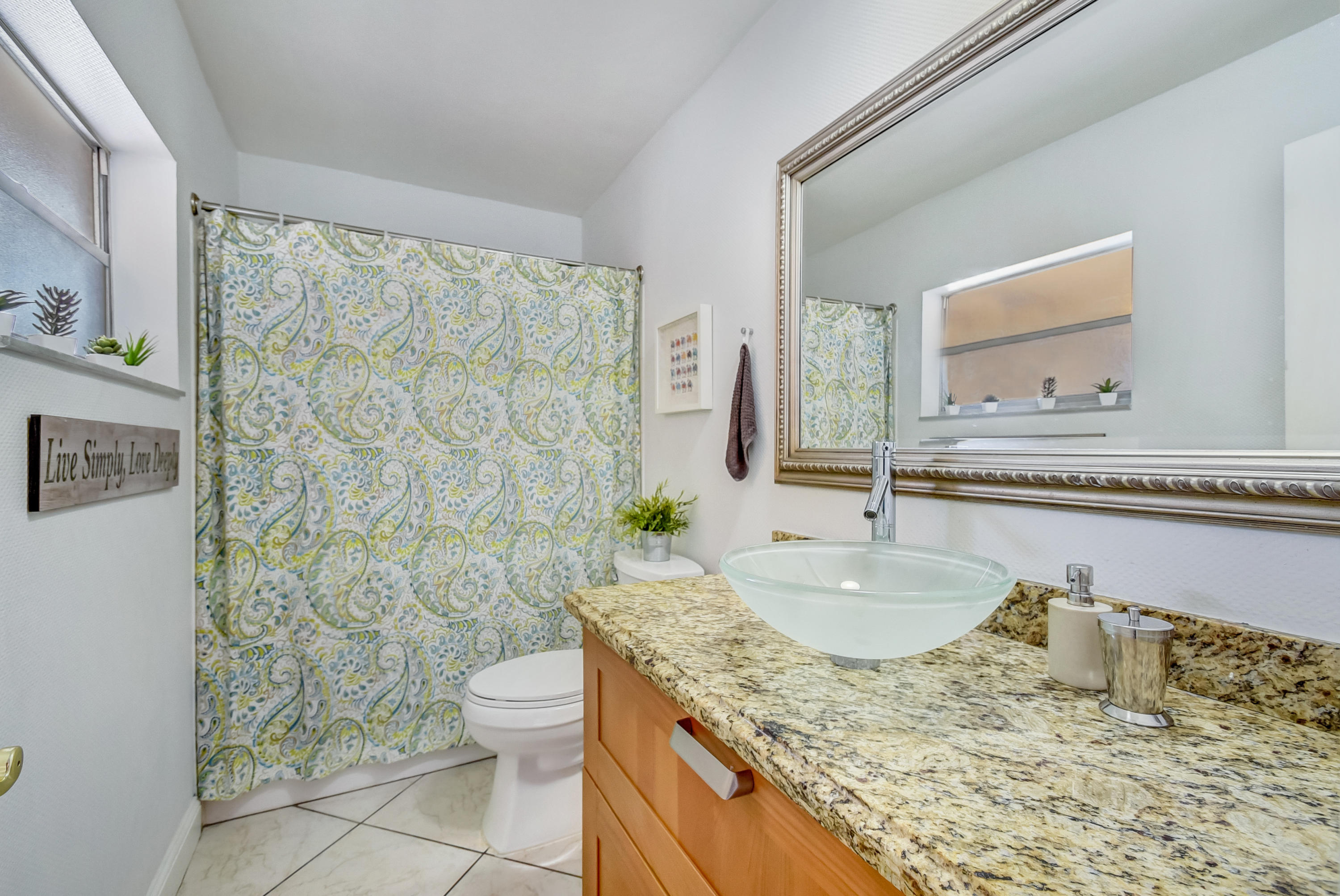 9230 Southwest 16th Street Boca Raton, FL 33428 - Photo 24 of 43 Guest Bath