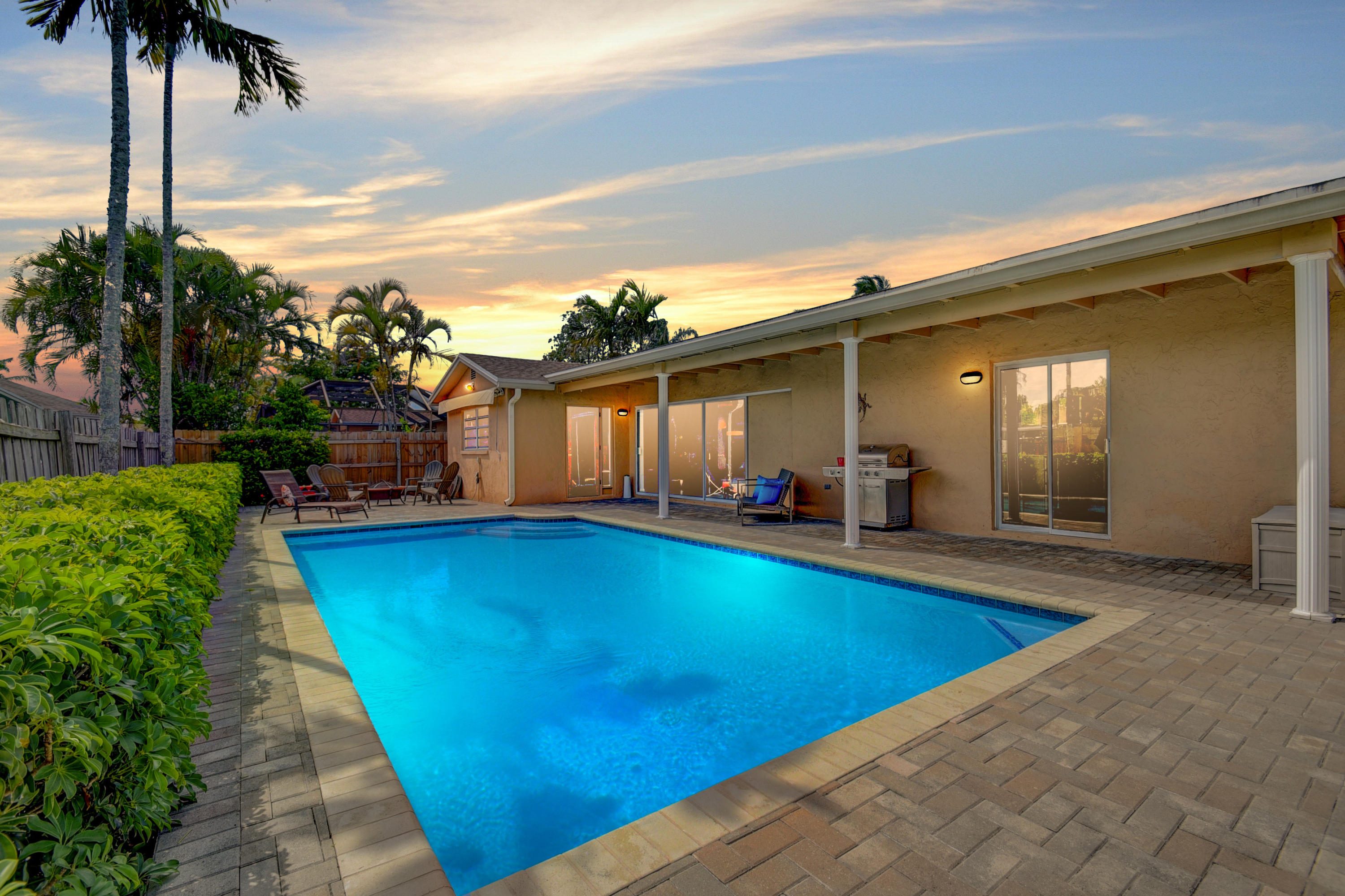 9230 Southwest 16th Street Boca Raton, FL 33428 - Photo 29 of 43 Twilight