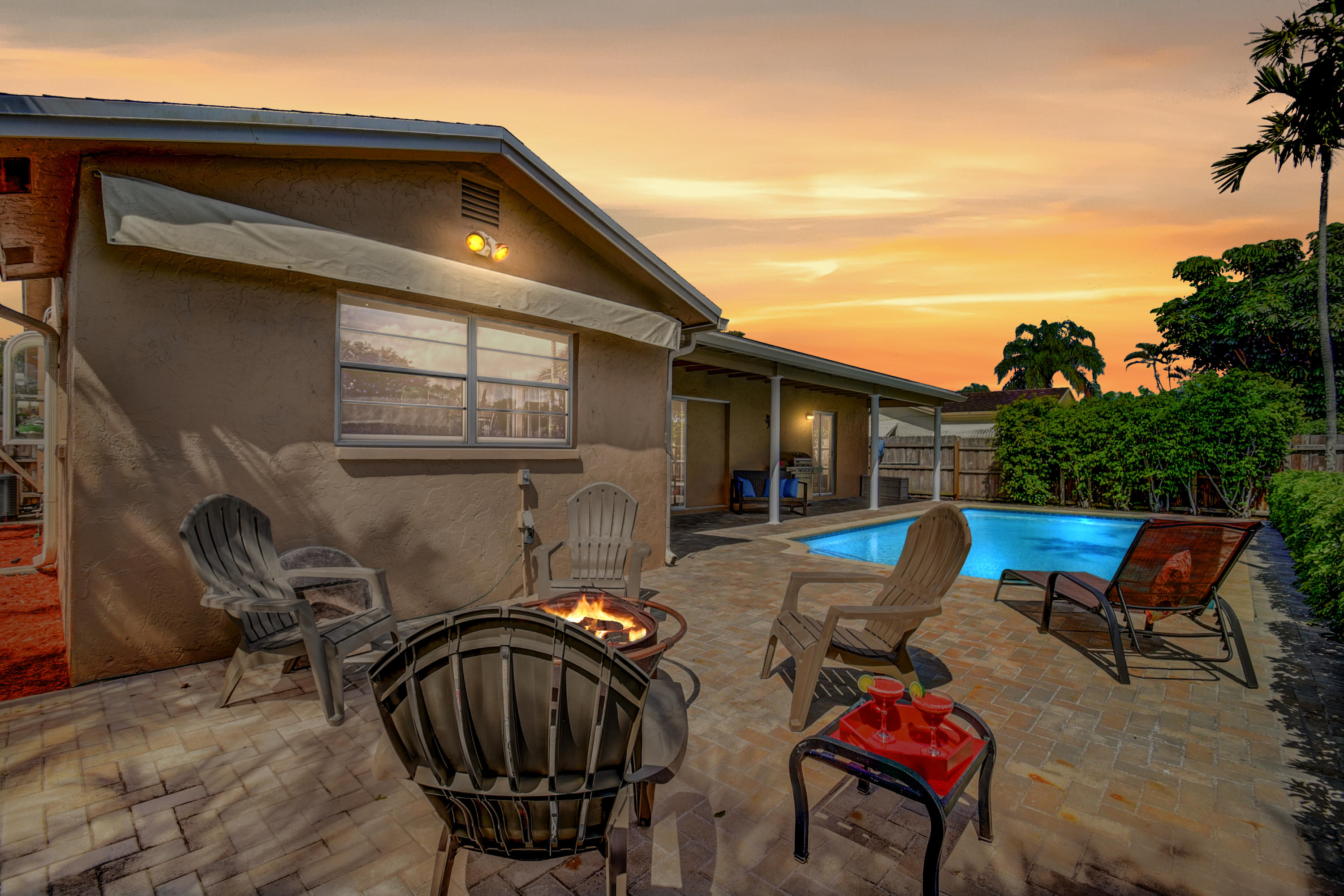 9230 Southwest 16th Street Boca Raton, FL 33428 - Photo 33 of 43 Twilight