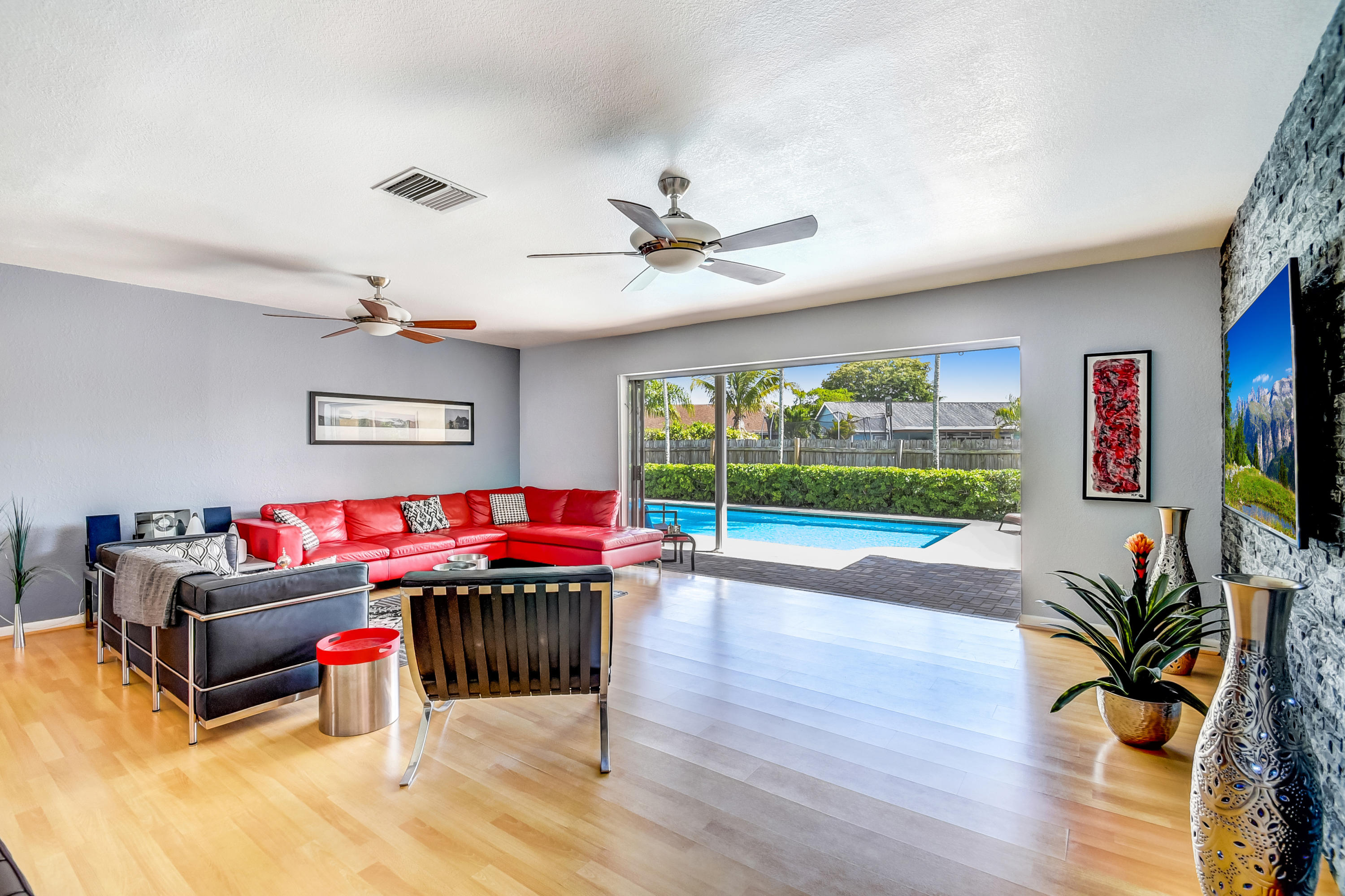 9230 Southwest 16th Street Boca Raton, FL 33428 - Photo 10 of 43 Living Room