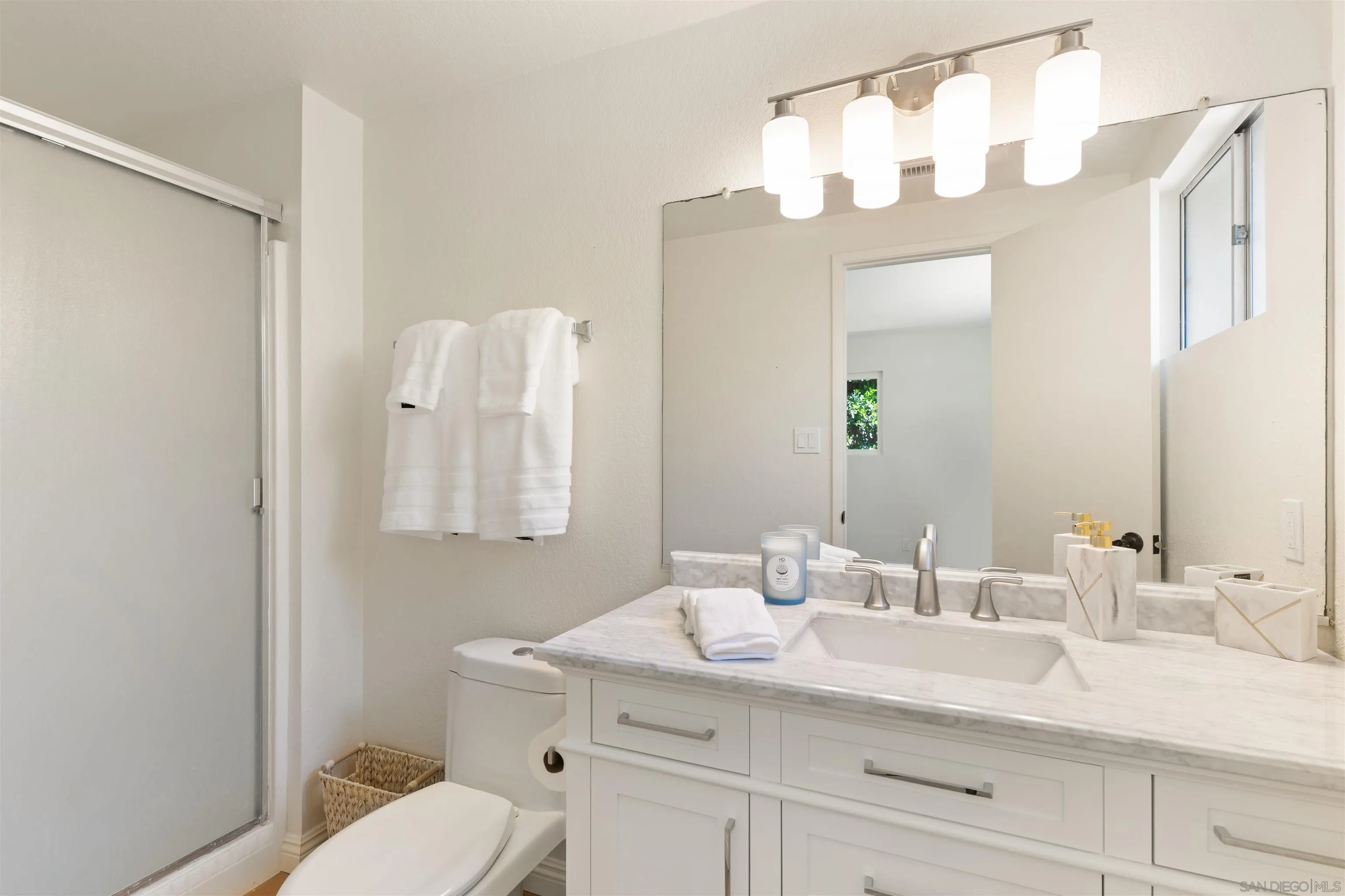 1027 Pepper Tree Lane Fallbrook, CA 92028 - Photo 29 of 37 Gallery Image 29