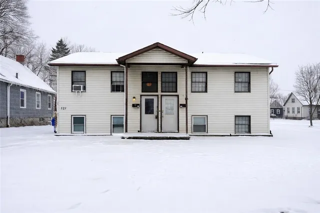 $119,900 | 121 Warner Street, Rochester, NY 14606