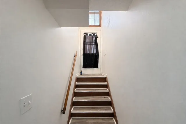 $119,900 | 121 Warner Street, Rochester, NY 14606