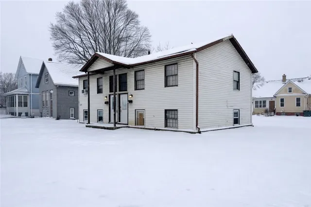 $119,900 | 121 Warner Street, Rochester, NY 14606