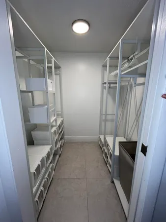 $2,000 | 5160 Las Verdes Circle, Unit 222, Delray Beach, FL 33484