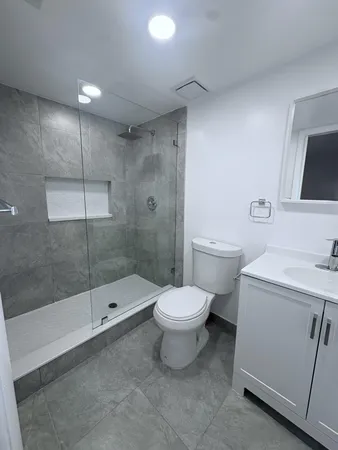 $2,000 | 5160 Las Verdes Circle, Unit 222, Delray Beach, FL 33484