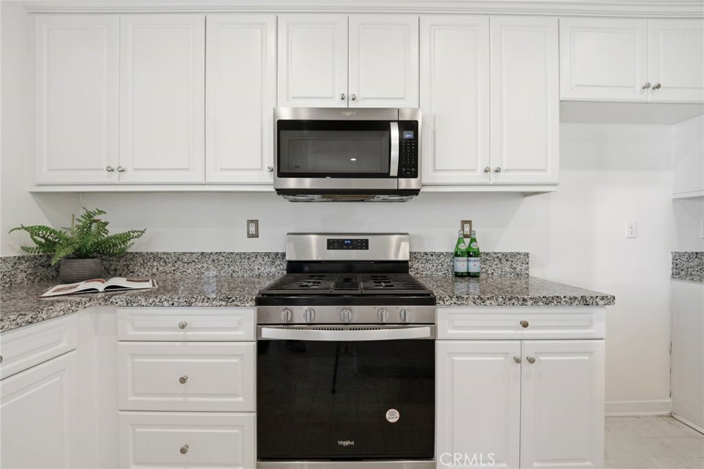 9657 Summertime Terrace Riverside, CA 92508 - Photo 6 of 22