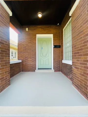 $469,900 | 1932 East Avenue, Berwyn, IL 60402