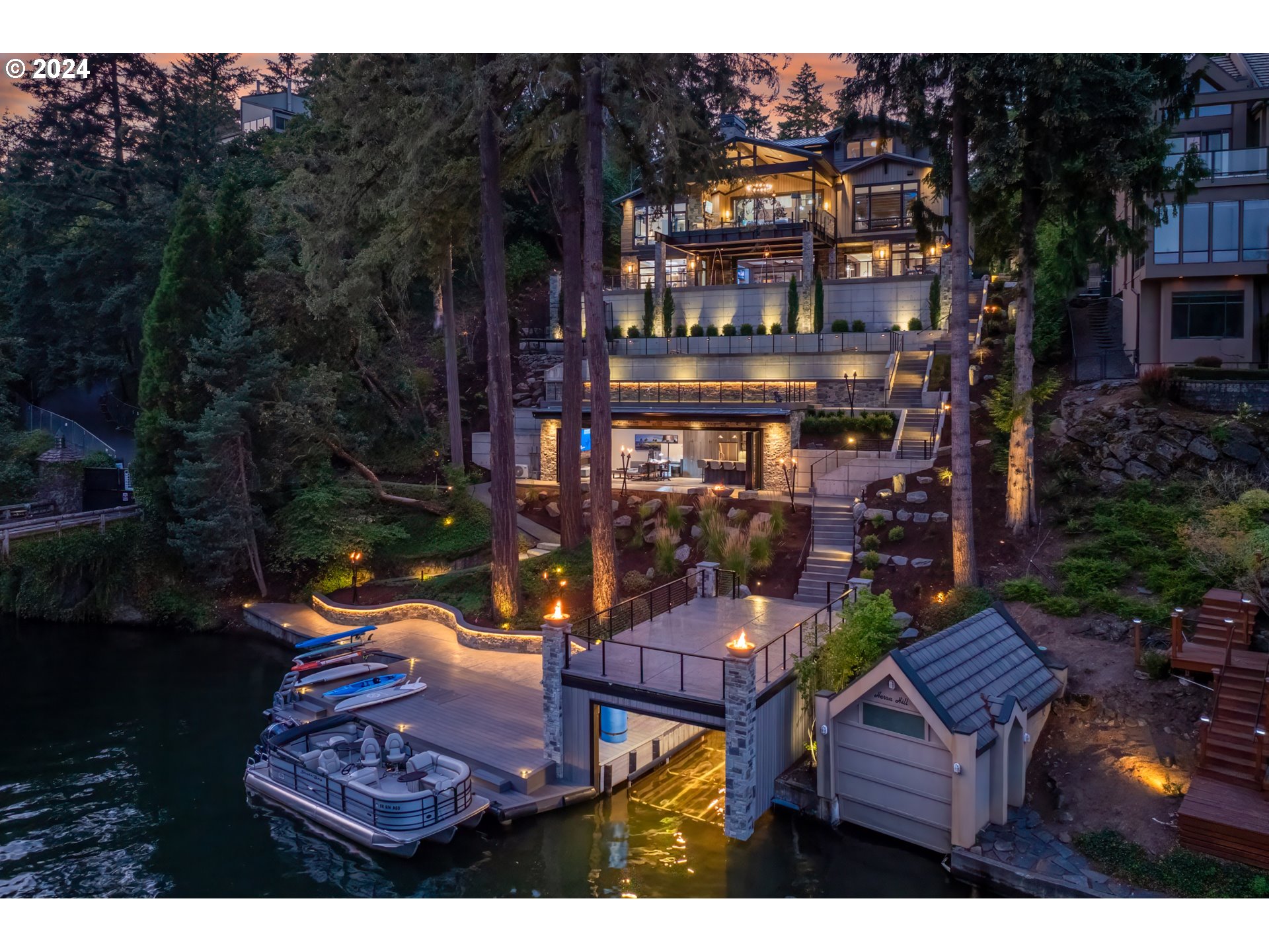1810 North Shr Road Lake Oswego, OR 97034 - Photo 1 of 47 Gallery Image 1