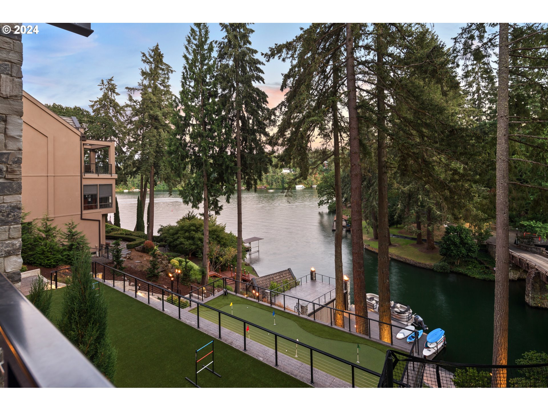 1810 North Shr Road Lake Oswego, OR 97034 - Photo 12 of 47 Gallery Image 12