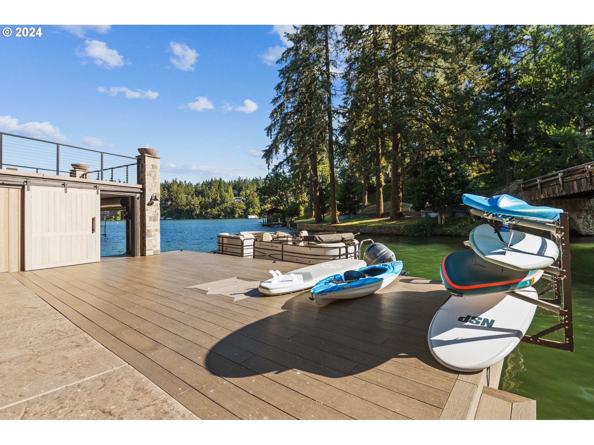 1810 North Shr Road Lake Oswego, OR 97034 - Photo 16 of 47 Gallery Image 16