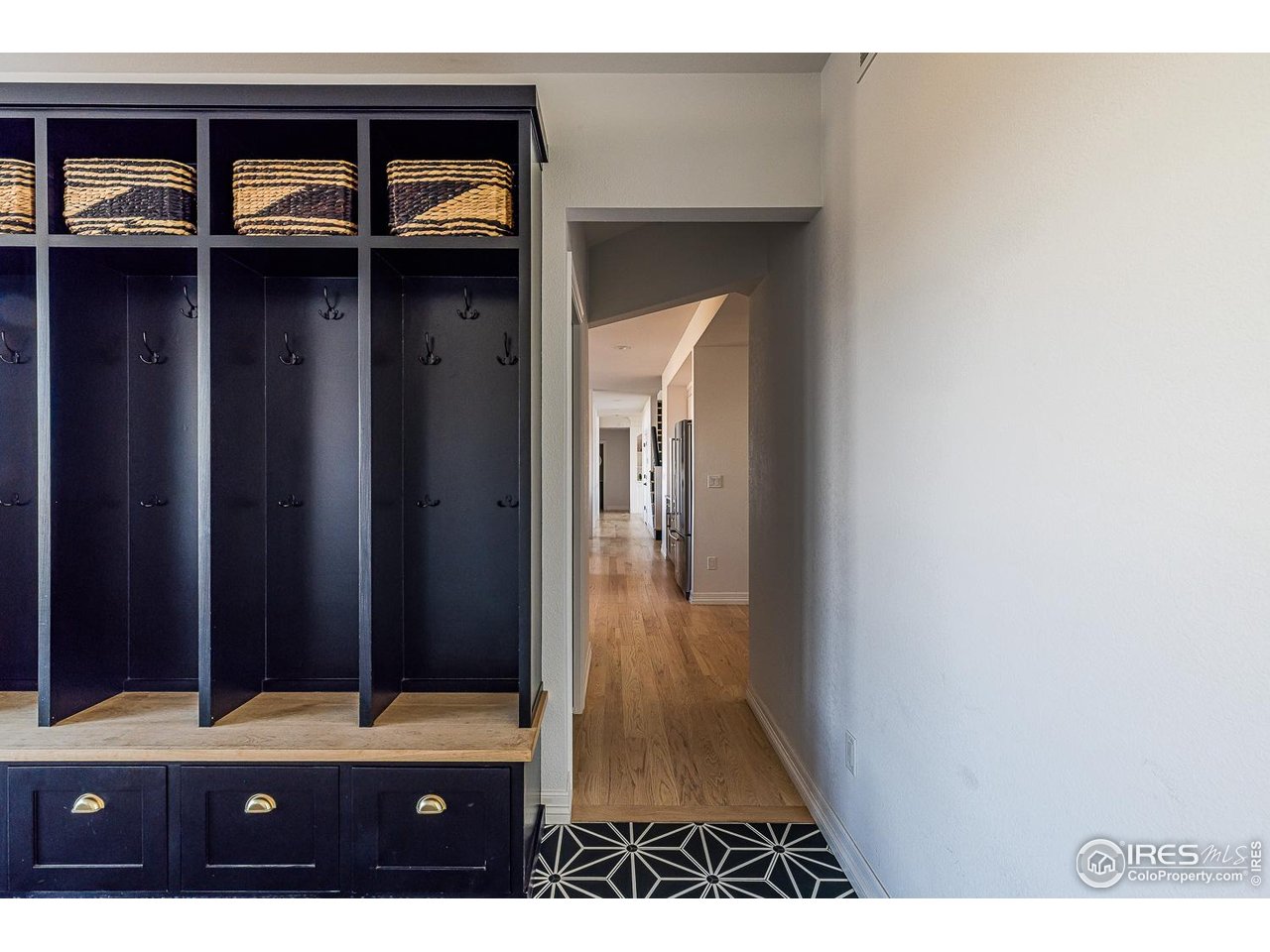 7401 Deerfield Road Longmont, CO 80503 - Photo 17 of 49 Spacious mud room area