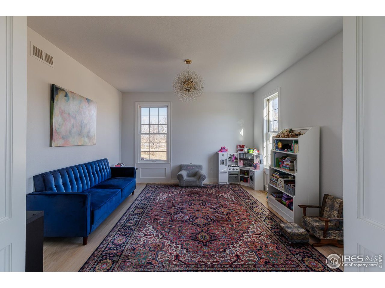 7401 Deerfield Road Longmont, CO 80503 - Photo 25 of 49 Spacious living room off the entry
