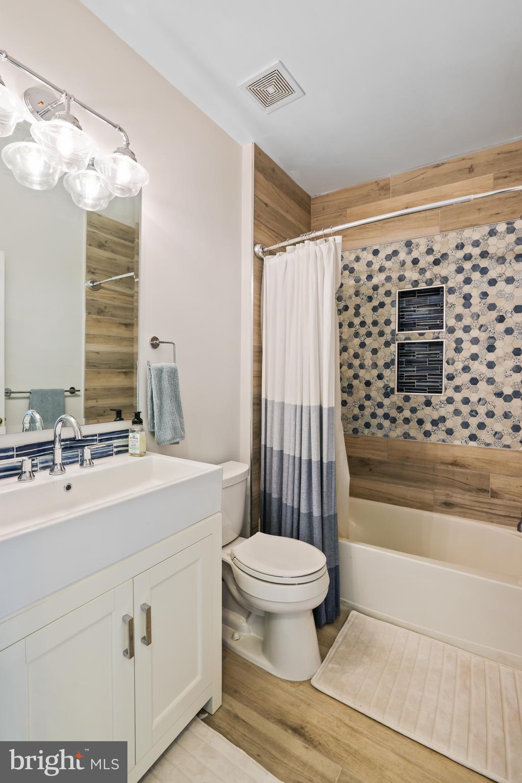 43265 Morven Square Ashburn, VA 20147 - Photo 18 of 23