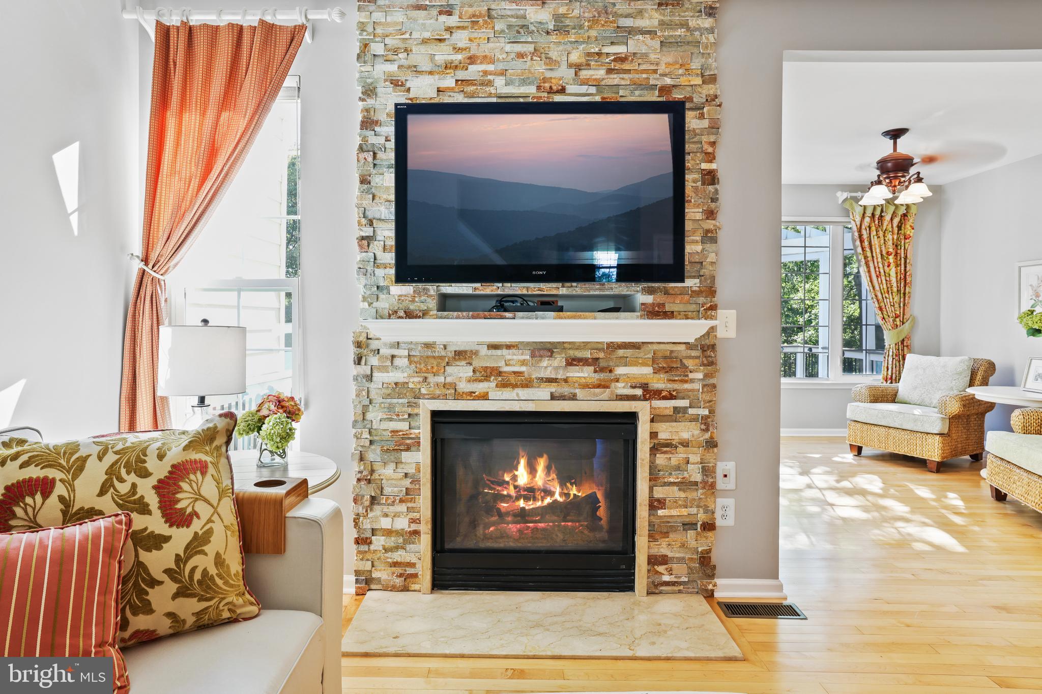 43265 Morven Square Ashburn, VA 20147 - Photo 2 of 23