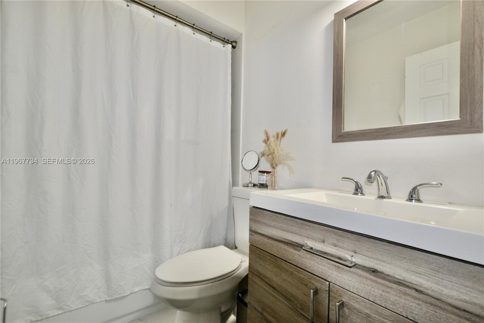 15115 Southwest 109th Street Miami, FL 33196 - Photo 13 of 51