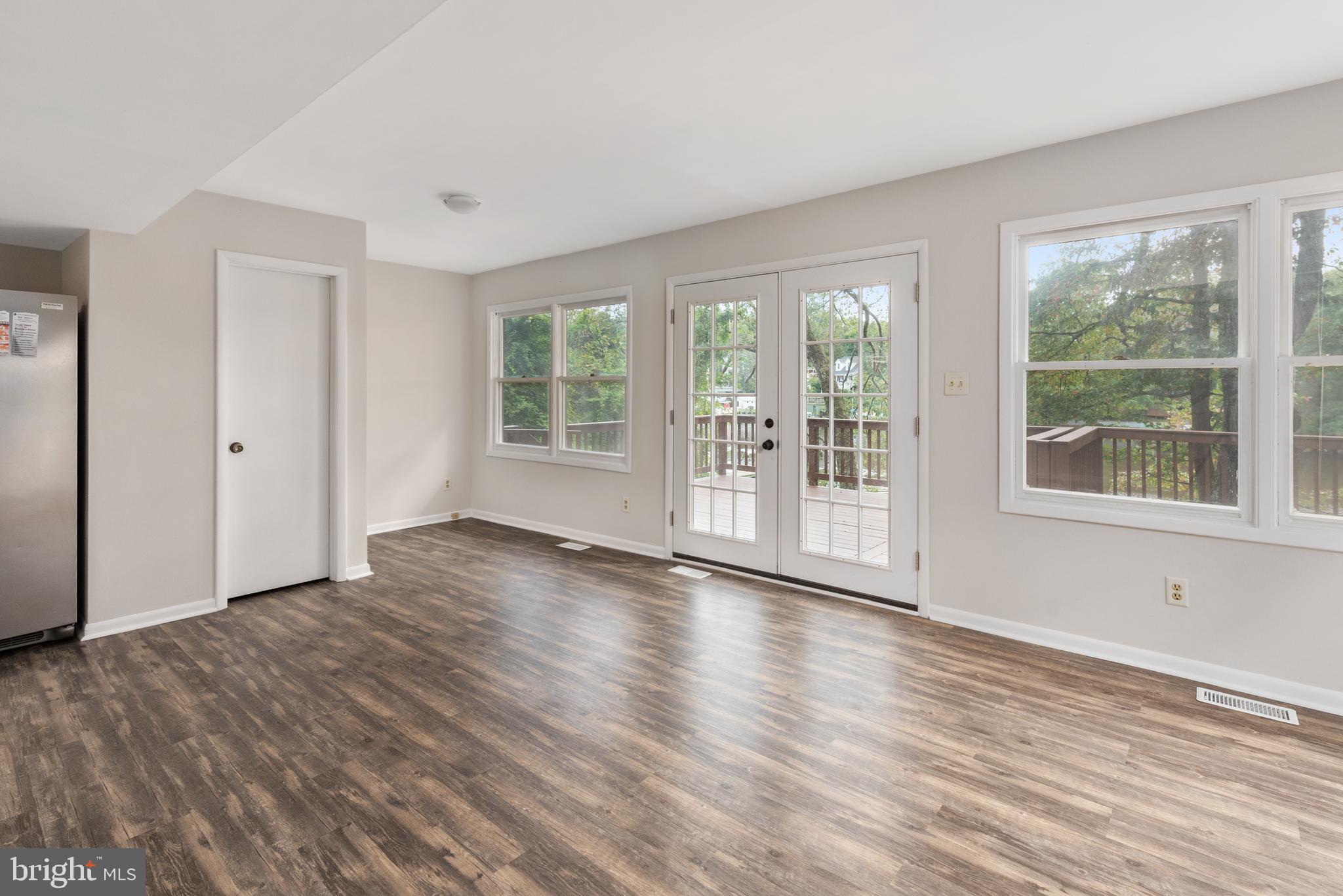 593 Riverside Drive Pasadena, MD 21122 - Photo 11 of 31