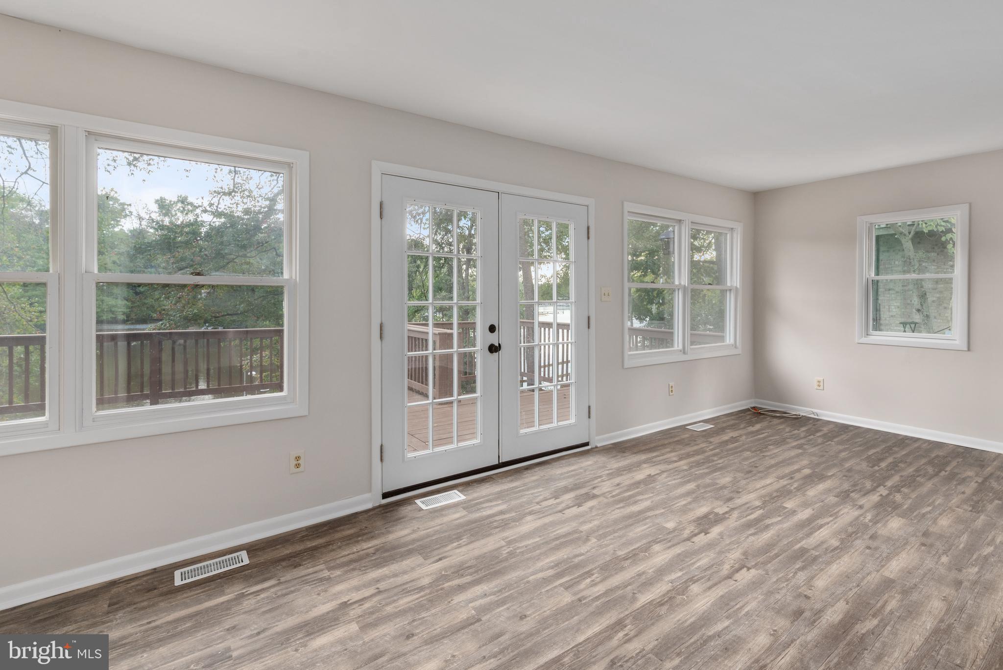 593 Riverside Drive Pasadena, MD 21122 - Photo 12 of 31