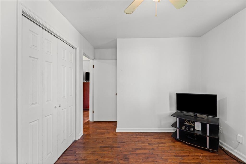 401 South Madison Street Spring Hill, KS 66083 - Photo 14 of 24