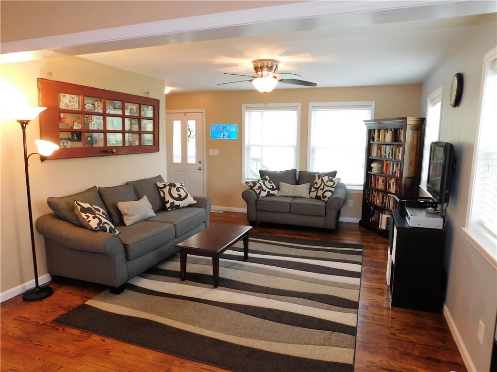 492 Tank Farm Road Aliquippa, PA 15001 - Photo 3 of 25 Gallery Image 3