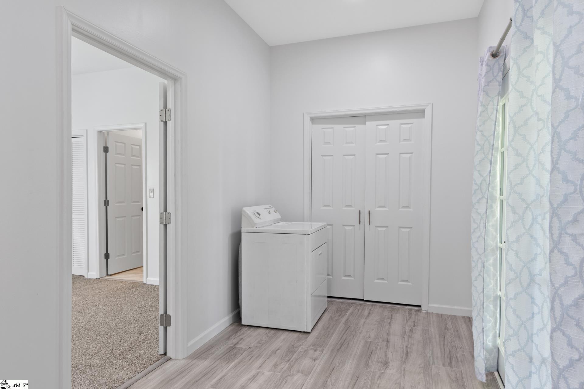 904 West Hampton Street Laurens, SC 29360 - Photo 16 of 35